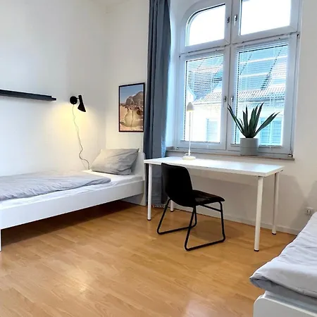 Bege Corporate Corner Apartment