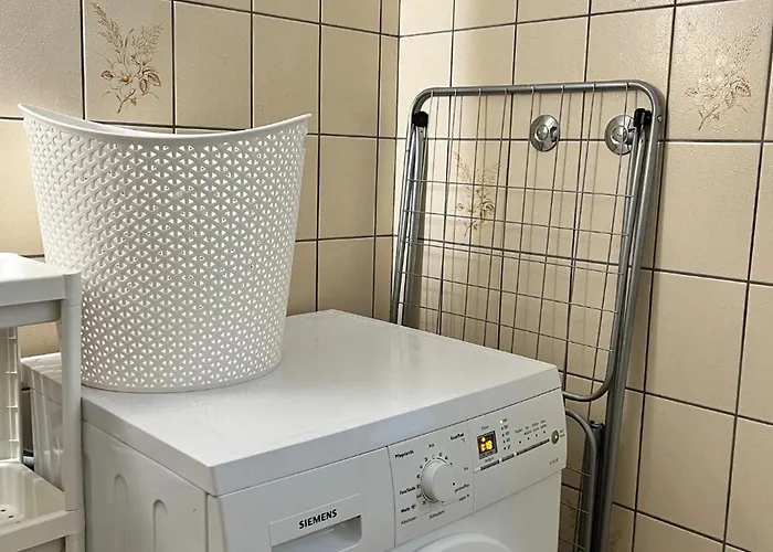 Bege Corporate Corner